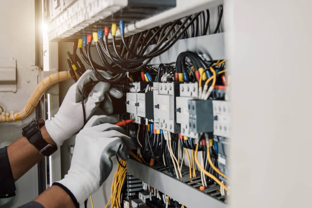 Best Industrial Electrical Services  in Revere, MA